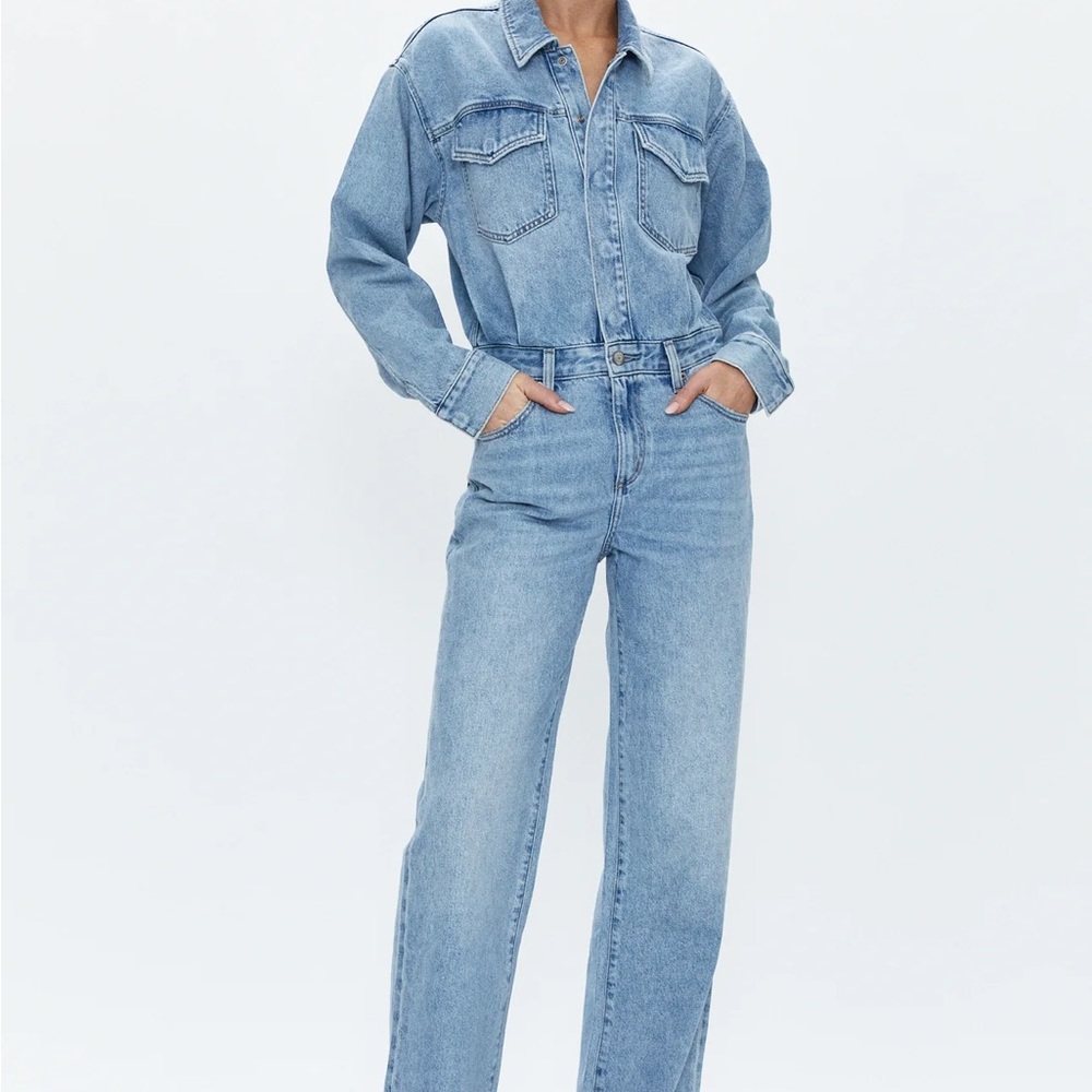 Women's Light Blue Denim Jeans